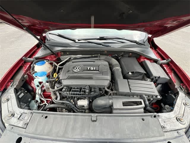 2015 Volkswagen Passat Wolfsburg Edition 13