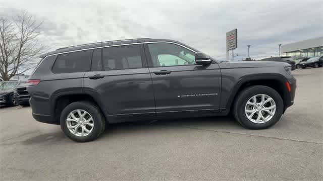 Thumbnail: 2024 Jeep Grand Cherokee L - 9