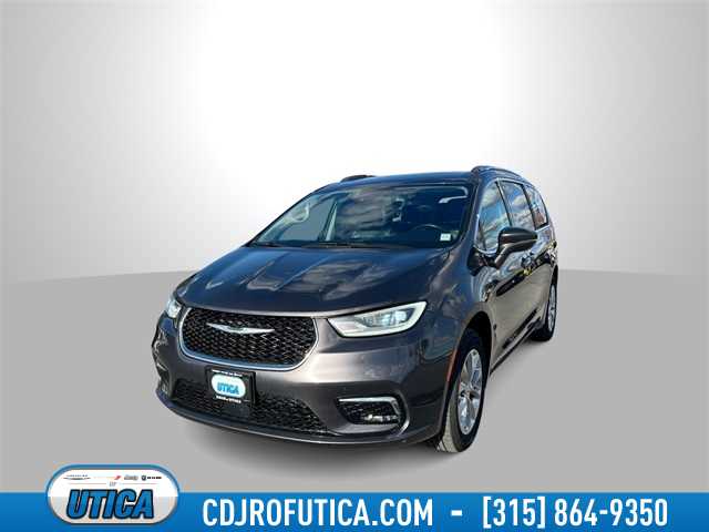 Thumbnail: 2021 Chrysler Pacifica - 1