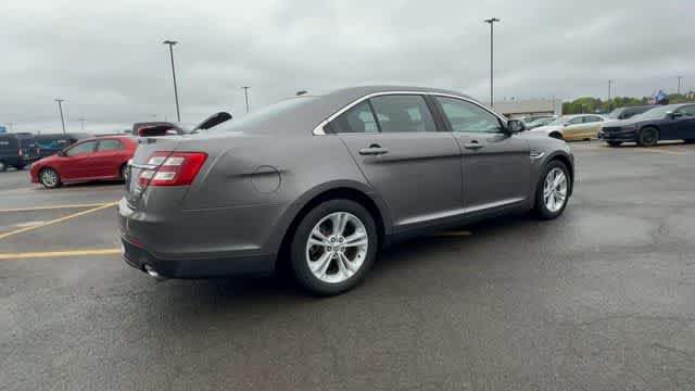 Thumbnail: 2013 Ford Taurus - 8