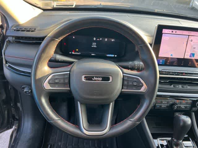 Thumbnail: 2022 Jeep Compass - 15