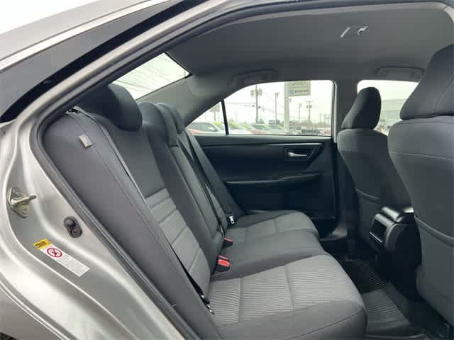 Thumbnail: 2017 Toyota Camry - 18