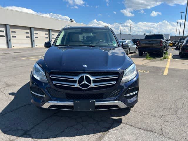 Thumbnail: 2017 Mercedes-Benz GLE - 6