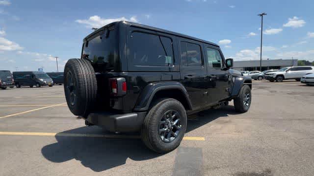 Thumbnail: 2026 Jeep Wrangler - 8