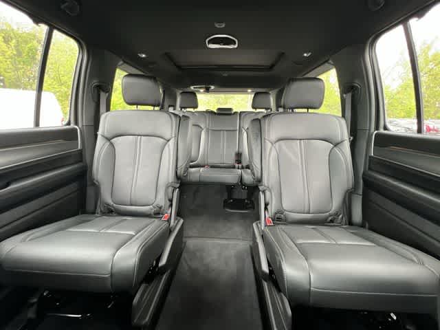 Thumbnail: 2026 Jeep Grand Wagoneer - 14
