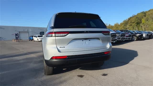 Thumbnail: 2025 Jeep Grand Cherokee - 7