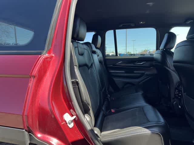 Thumbnail: 2025 Jeep Grand Cherokee - 18