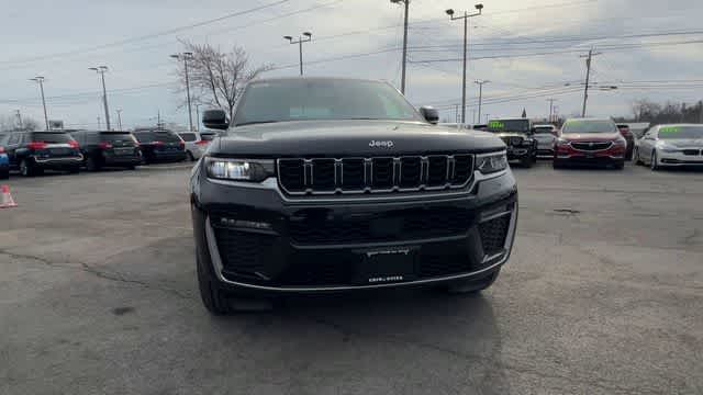 Thumbnail: 2026 Jeep Grand Cherokee - 3