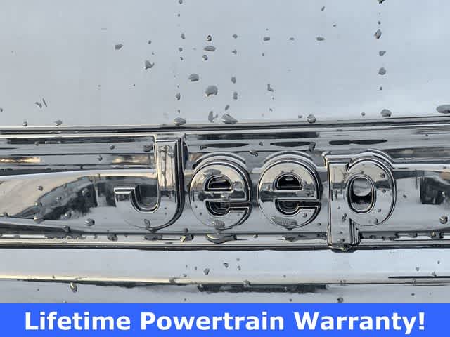 Thumbnail: 2025 Jeep Grand Cherokee - 11