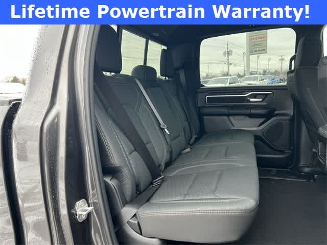 Thumbnail: 2026 RAM 1500 - 18