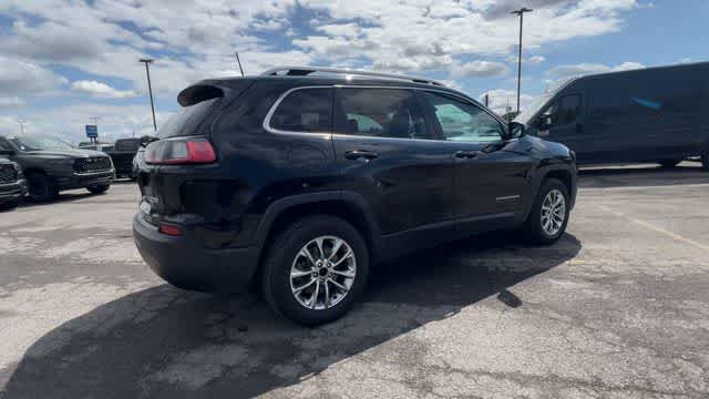 Thumbnail: 2019 Jeep Cherokee - 8