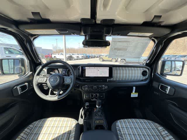 Thumbnail: 2026 Jeep Wrangler - 14