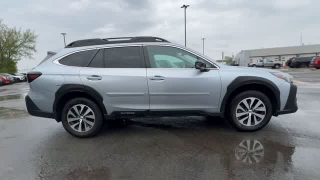 Thumbnail: 2023 Subaru Outback - 9