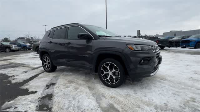 Thumbnail: 2024 Jeep Compass - 2