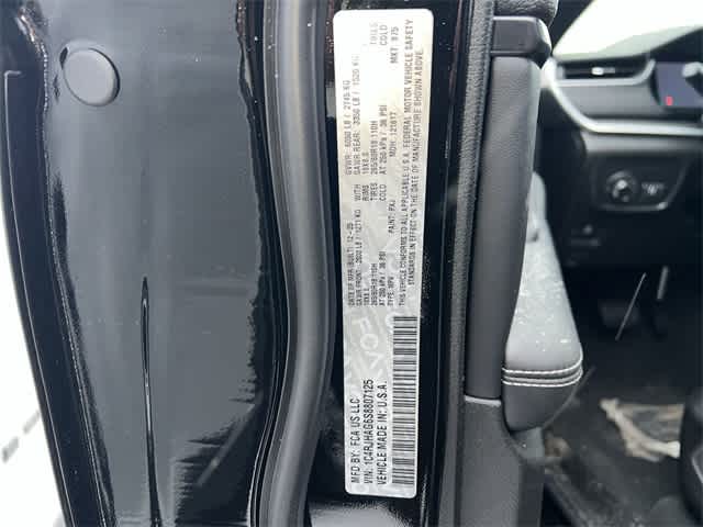 Thumbnail: 2025 Jeep Grand Cherokee - 26