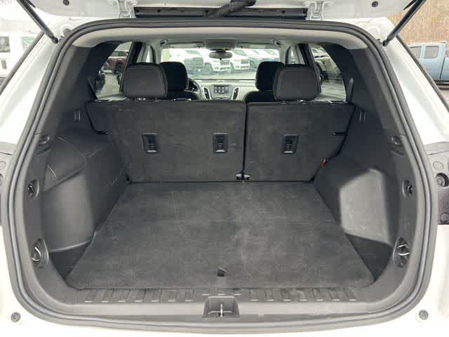 Thumbnail: 2022 Chevrolet Equinox - 24