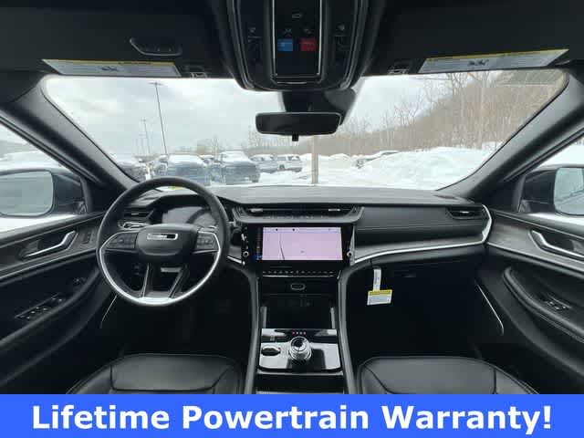 Thumbnail: 2026 Jeep Grand Cherokee - 14
