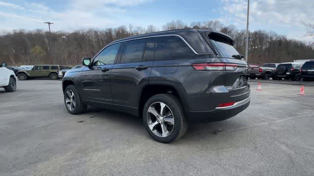 Thumbnail: 2026 Jeep Grand Cherokee - 6