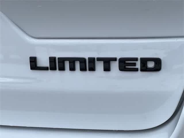 Thumbnail: 2025 Jeep Grand Cherokee - 11