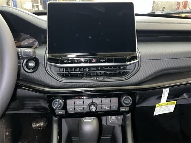 Thumbnail: 2026 Jeep Compass - 21