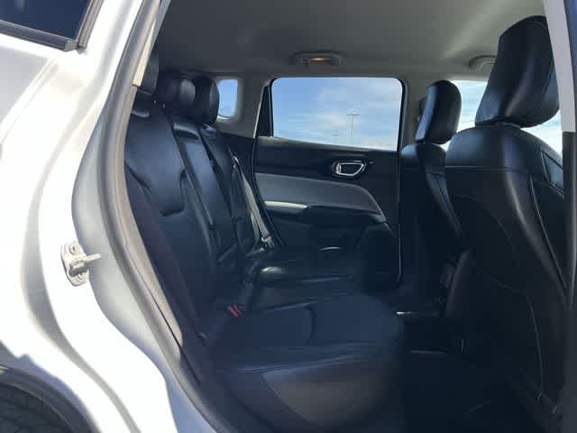 Thumbnail: 2022 Jeep Compass - 18