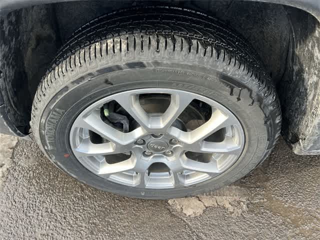 Thumbnail: 2022 Jeep Compass - 12