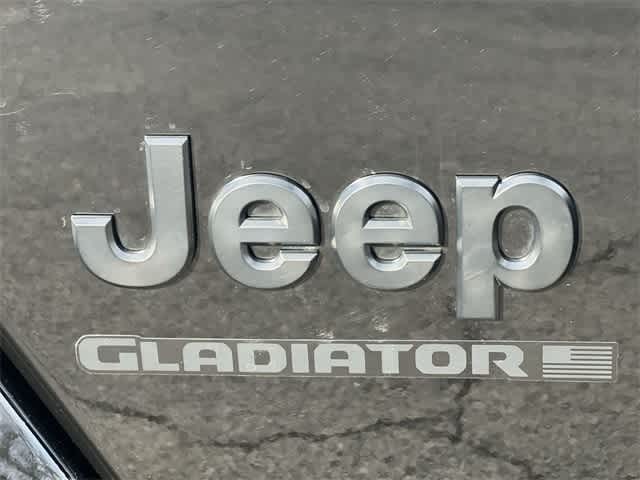 Thumbnail: 2025 Jeep Gladiator - 11