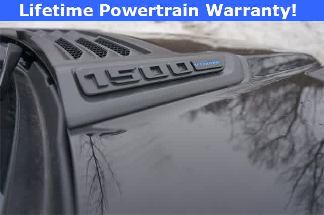 Thumbnail: 2026 RAM 1500 - 16