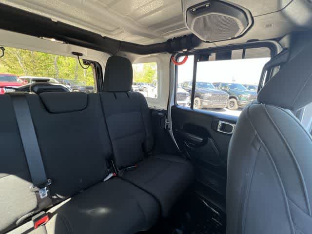 Thumbnail: 2021 Jeep Wrangler - 15