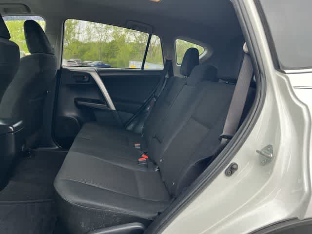 Thumbnail: 2018 Toyota RAV4 - 25