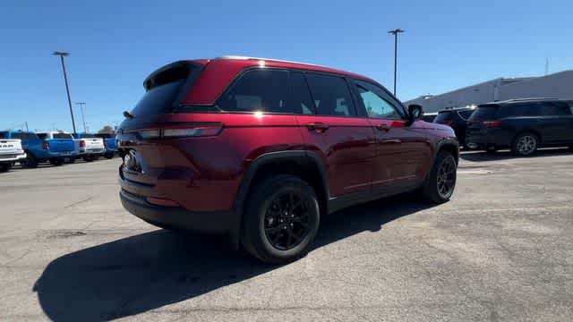 Thumbnail: 2025 Jeep Grand Cherokee - 8