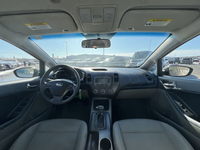 Thumbnail: 2016 Kia Forte - 14