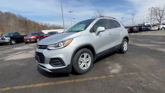 Thumbnail: 2019 Chevrolet Trax - 4
