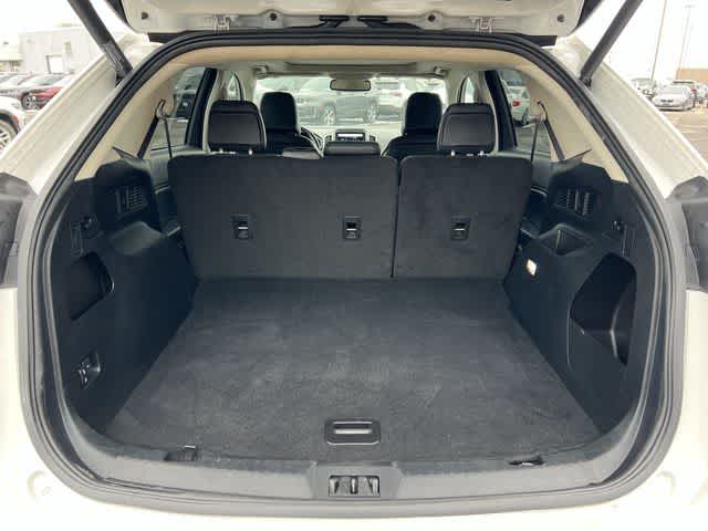 Thumbnail: 2022 Ford Edge - 24