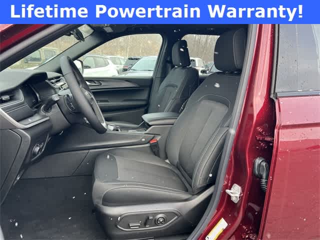 Thumbnail: 2025 Jeep Grand Cherokee - 15