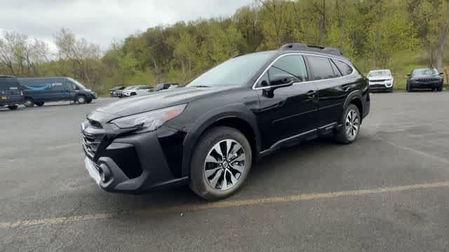 Thumbnail: 2025 Subaru Outback - 4