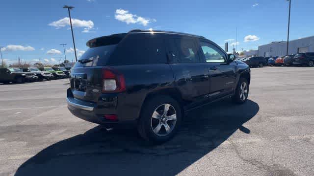 Thumbnail: 2017 Jeep Compass - 8