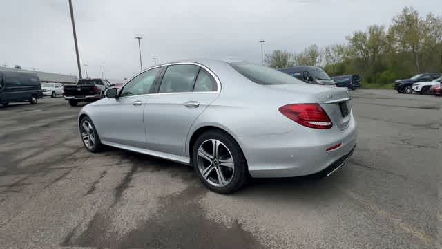 Thumbnail: 2019 Mercedes-Benz E-Class - 6