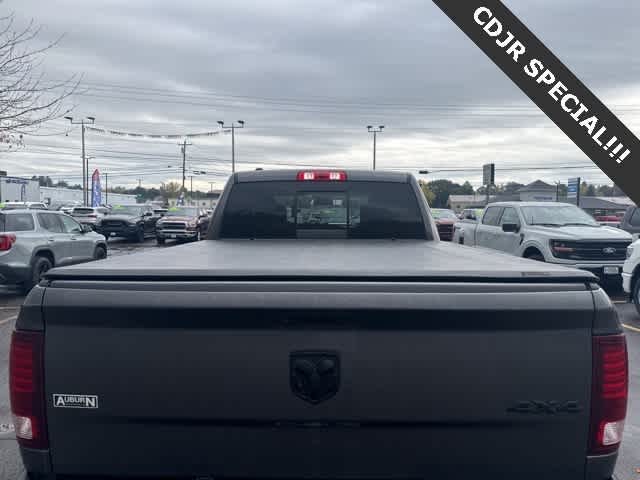 Thumbnail: 2020 RAM 1500 Classic - 6