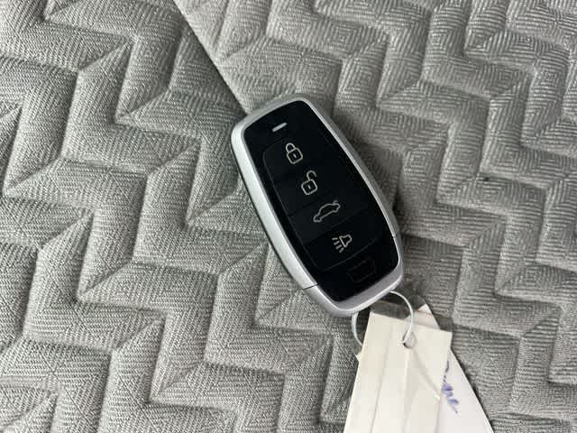 Thumbnail: 2022 Chevrolet Equinox - 25