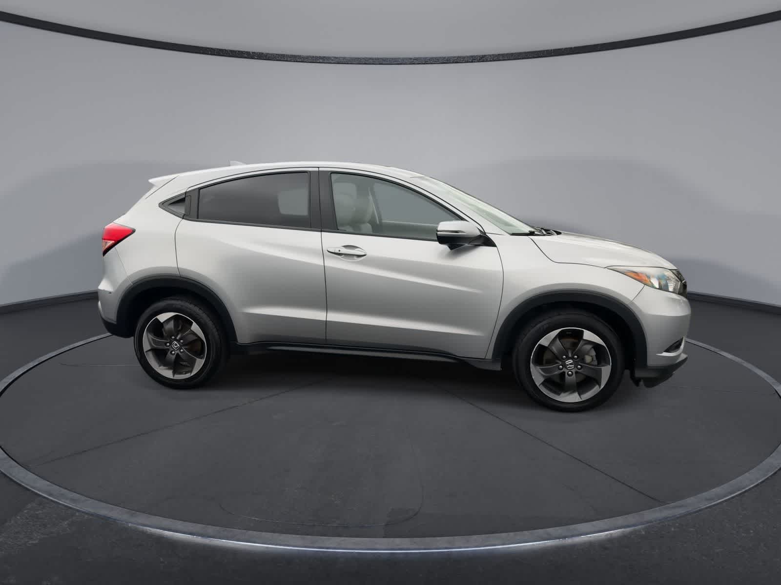 Thumbnail: 2018 Honda HR-V - 9
