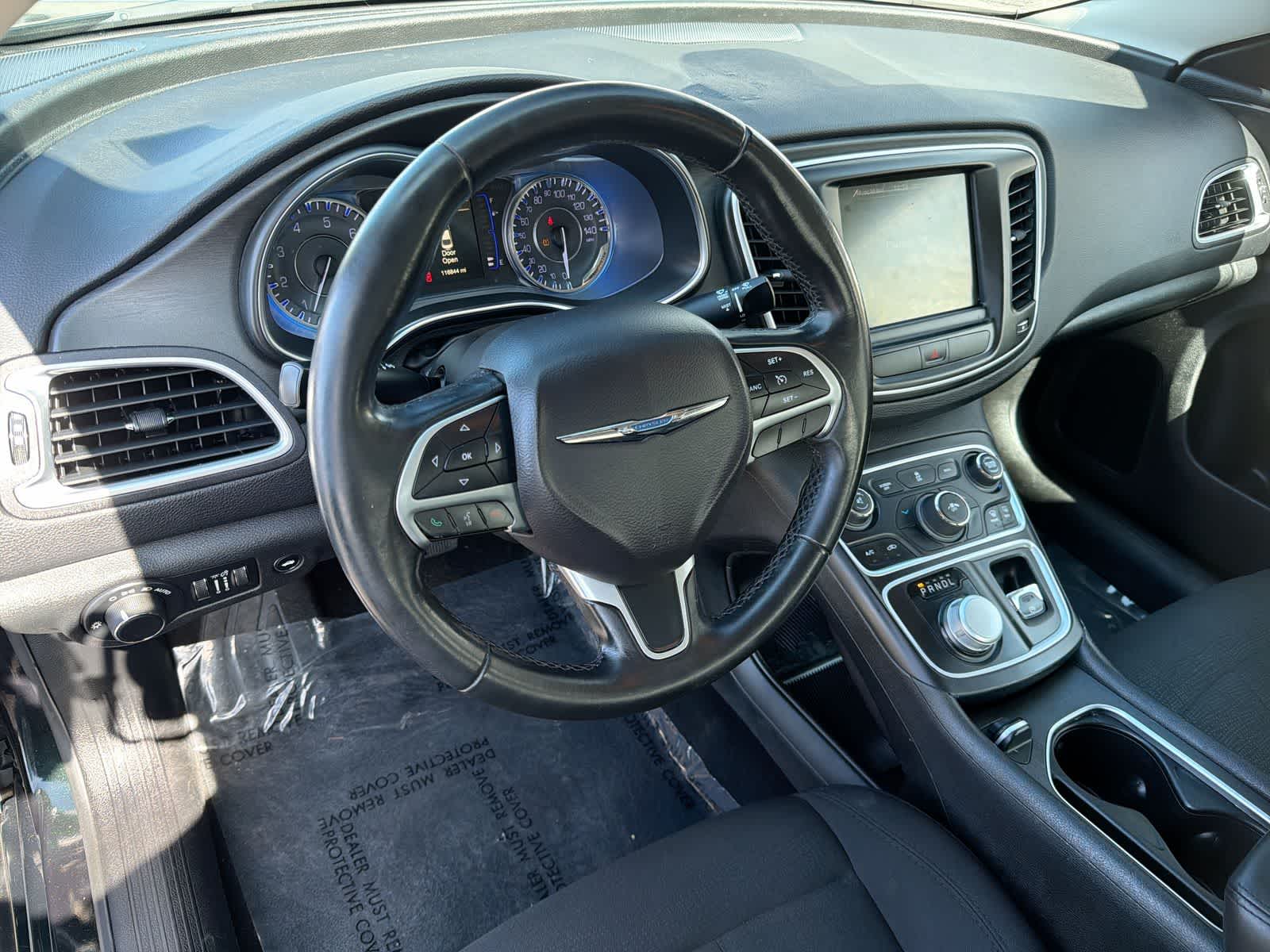 Thumbnail: 2016 Chrysler 200 - 10