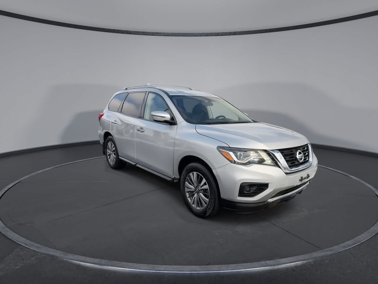 Thumbnail: 2020 Nissan Pathfinder - 2