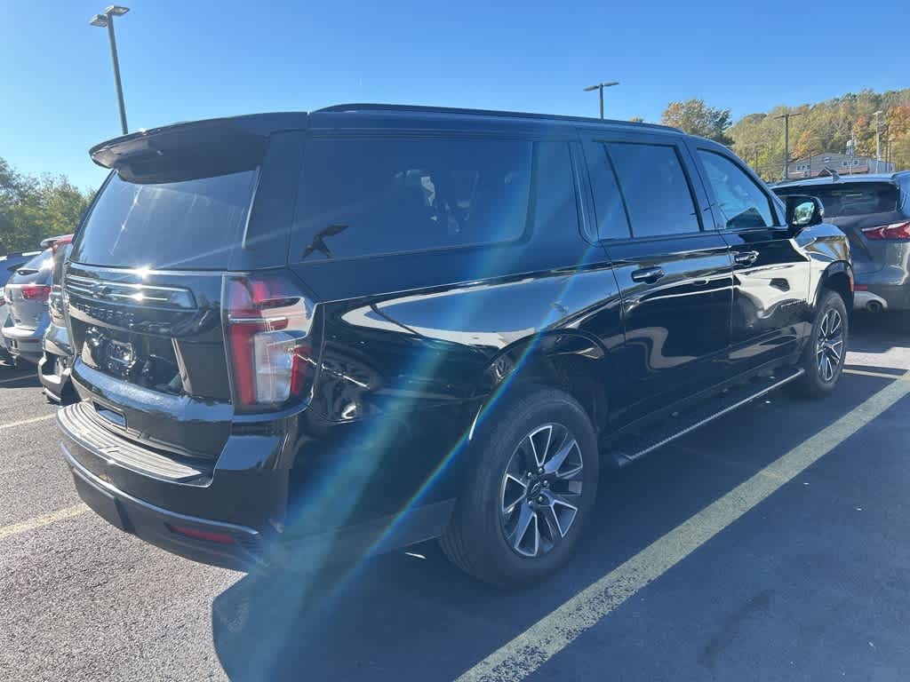 Thumbnail: 2021 Chevrolet Suburban - 2
