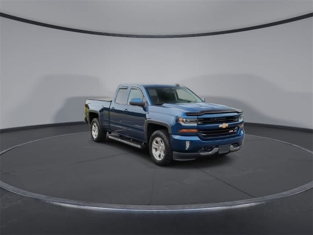 Thumbnail: 2016 Chevrolet Silverado 1500 - 2