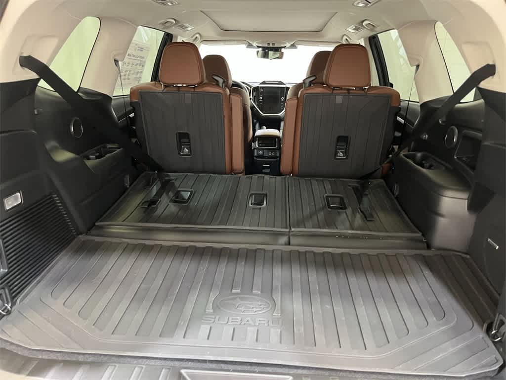 2025 Subaru Ascent Touring 26