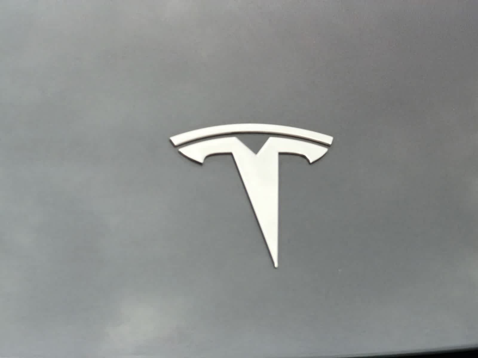 Thumbnail: 2023 Tesla Model Y - 12