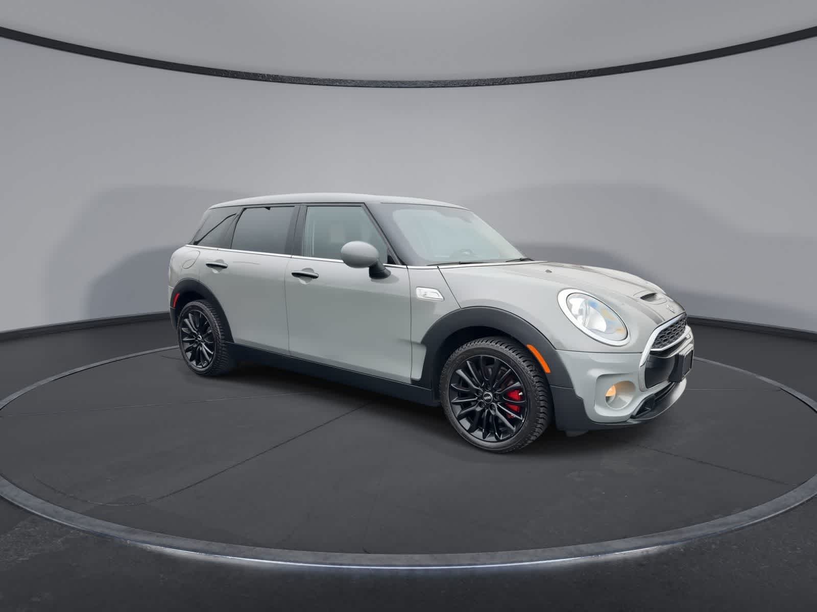Thumbnail: 2019 MINI Cooper Clubman - 2