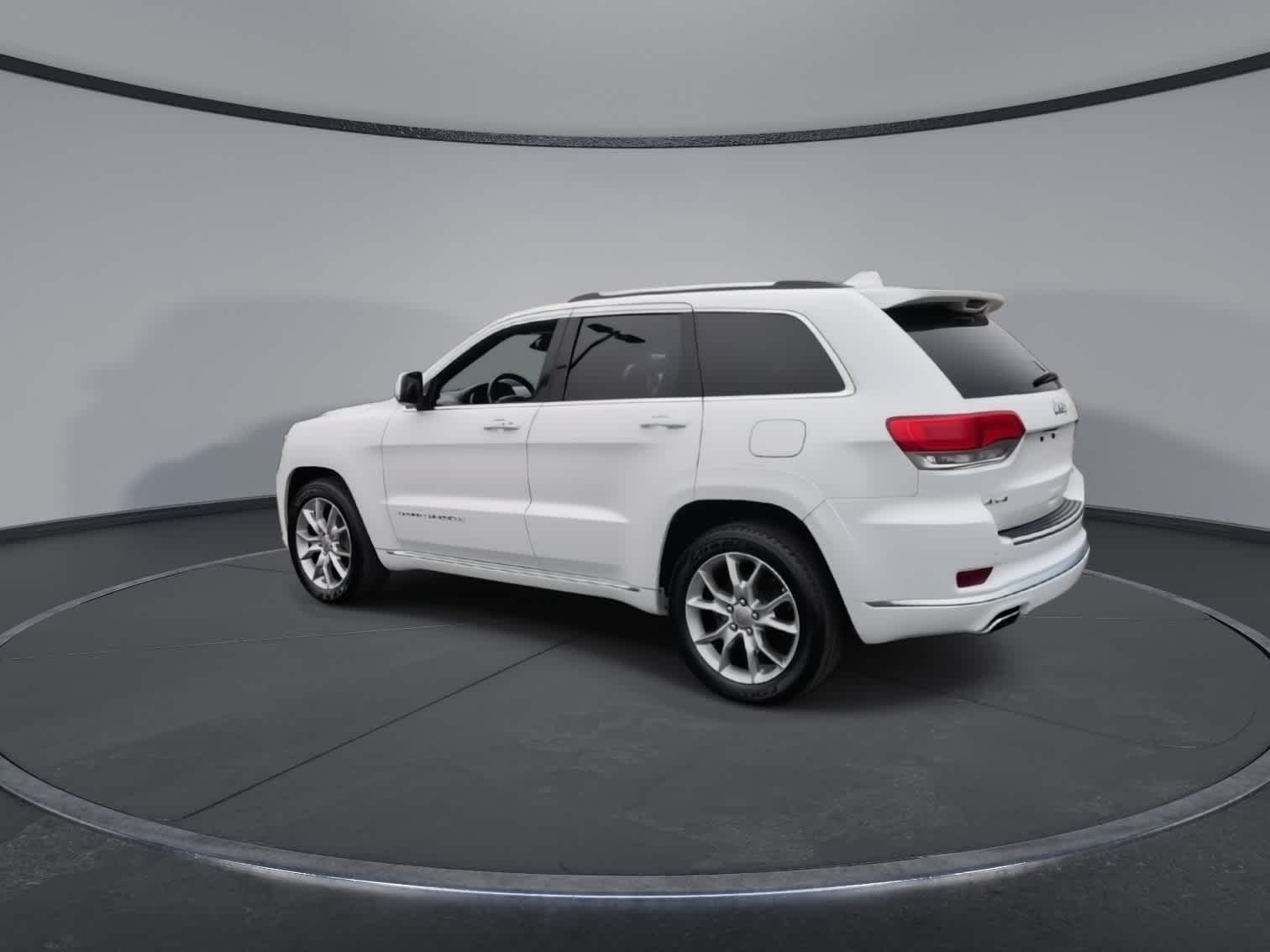 Thumbnail: 2016 Jeep Grand Cherokee - 6