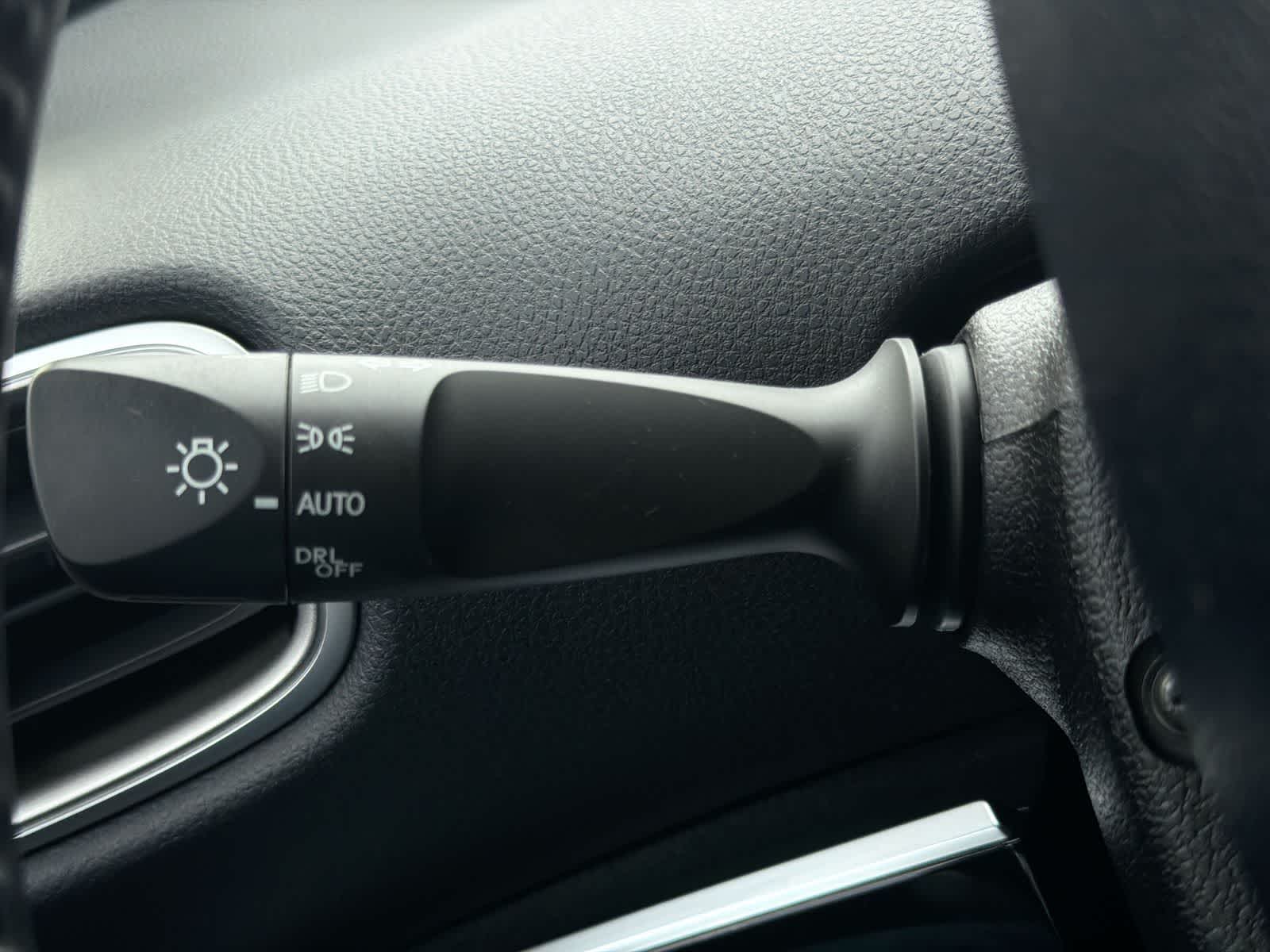 Thumbnail: 2022 Toyota Prius Prime - 27